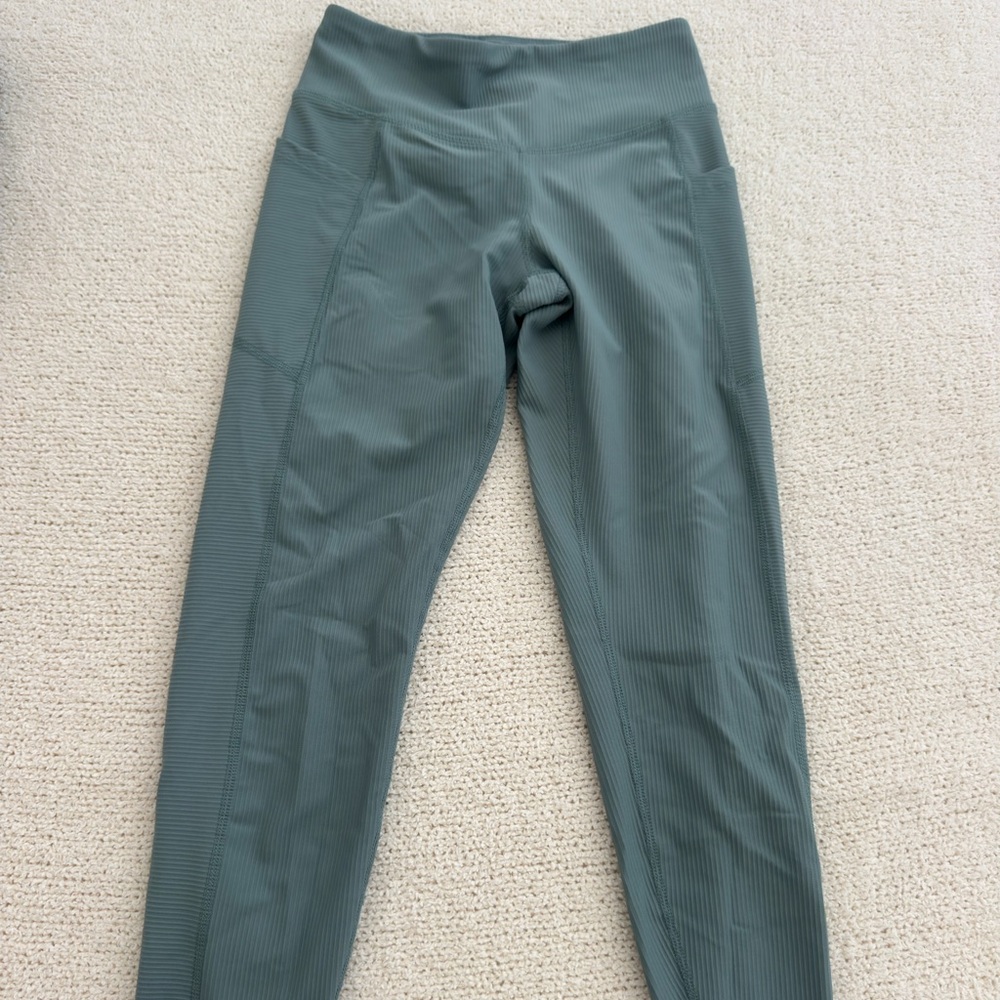 Old Navy High-Rise Leggings